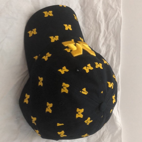 Michigan Cap Very Good condition one size fits all - Picture 2 of 9